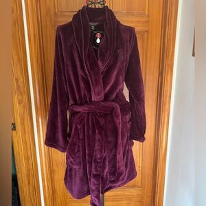 Victoria's Secret Short Cozy Robe - Wine/Maroon/Burgundy, Medium/Large